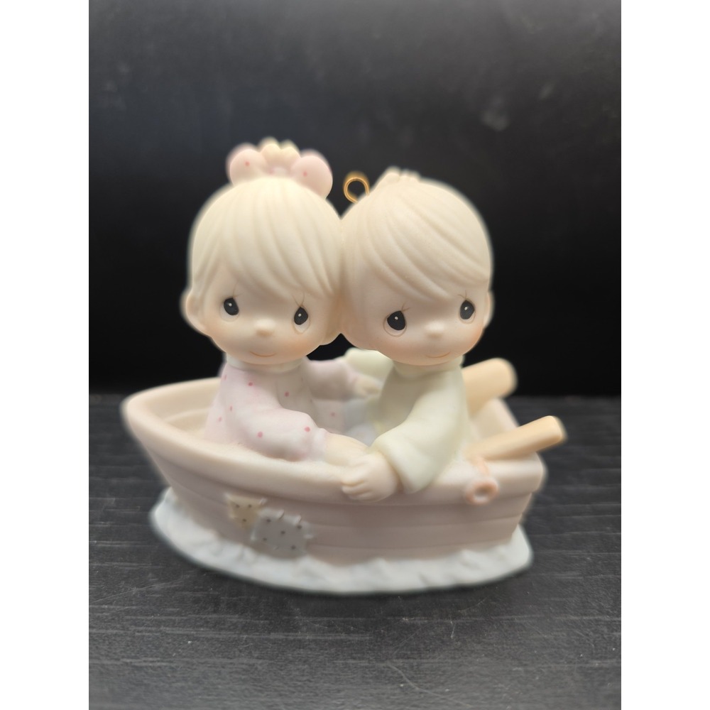 Precious Moments 'Friends Never Drift Apart' In Boat Ornament #522937 nob